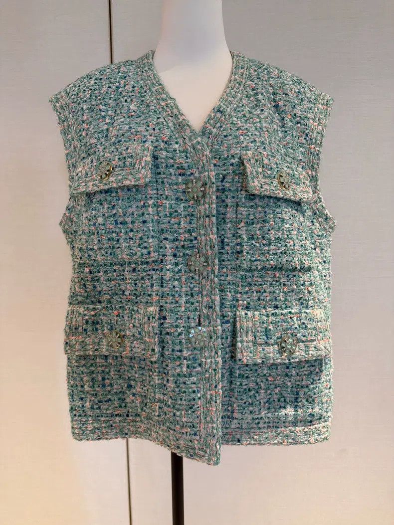 Chanel Chanel Green beach vest Size XS / US 0-2 / IT 36-38 - 1 Thumbnail