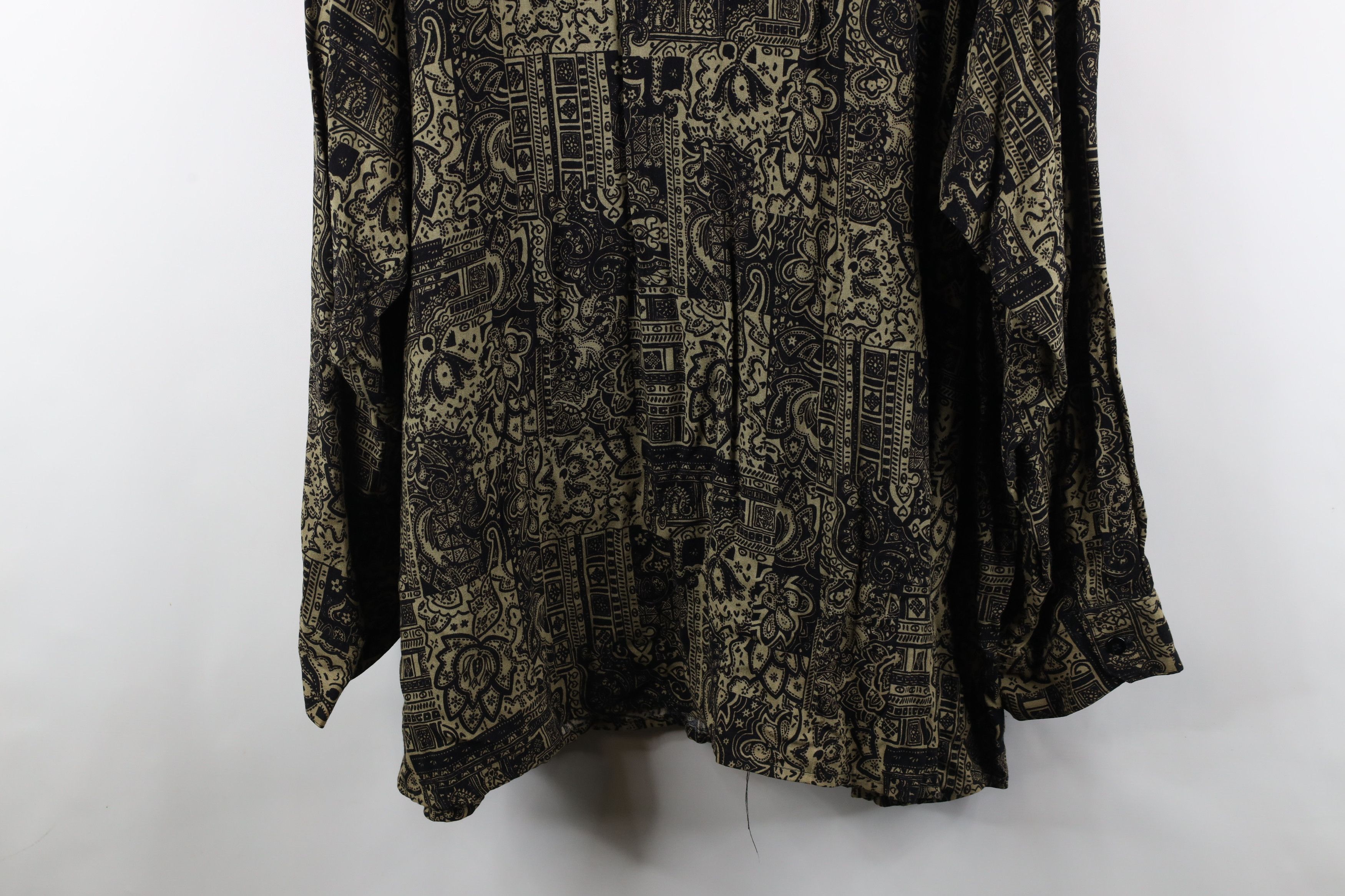 Vintage Vintage 90s Streetwear Flower Collared Button Shirt USA Size US XXL / EU 58 / 5 - 12 Thumbnail