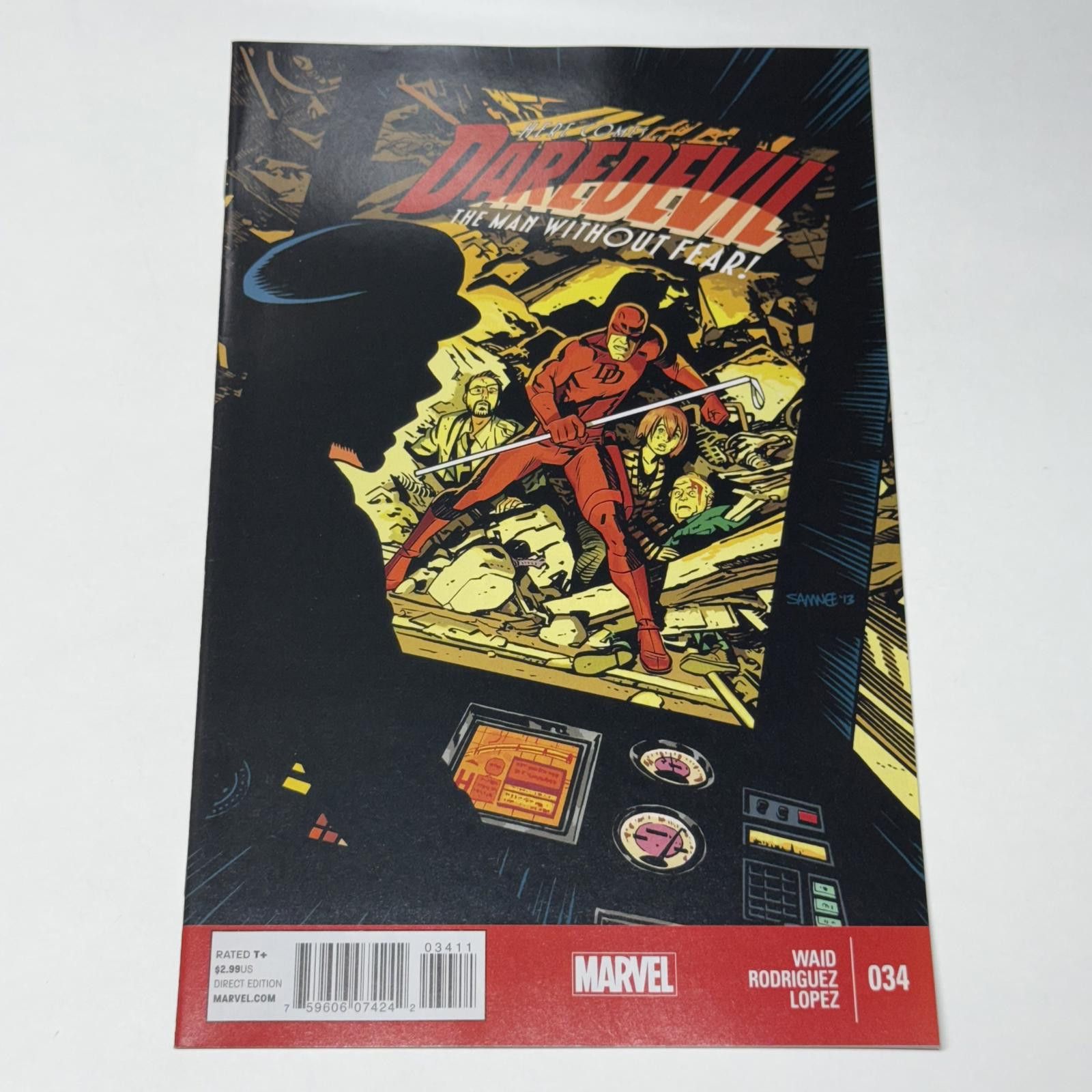 Marvel Comics Marvel Comics Daredevil #034 The Man Without Fear! 2013 NM+ Size ONE SIZE - 1 Thumbnail