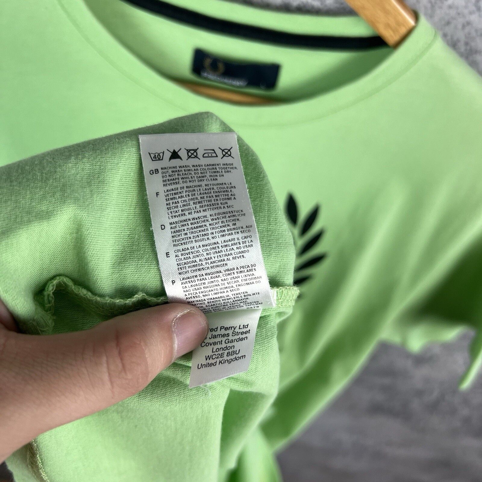 Fred Perry Fred Perry Tee Men's Size L Short Sleeve Green Cotton Size US L / EU 52-54 / 3 - 4 Thumbnail