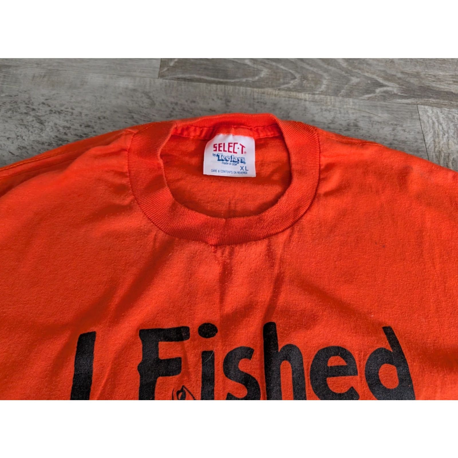 Vintage VINTAGE 1989 Funny WALLEYE FISHING TOURNAMENT T-Shirt XL Made In USA Single Stitch Shirt Mens Orange 80s 90s Fish Theme Size US XL / EU 56 / 4 - 3 Thumbnail