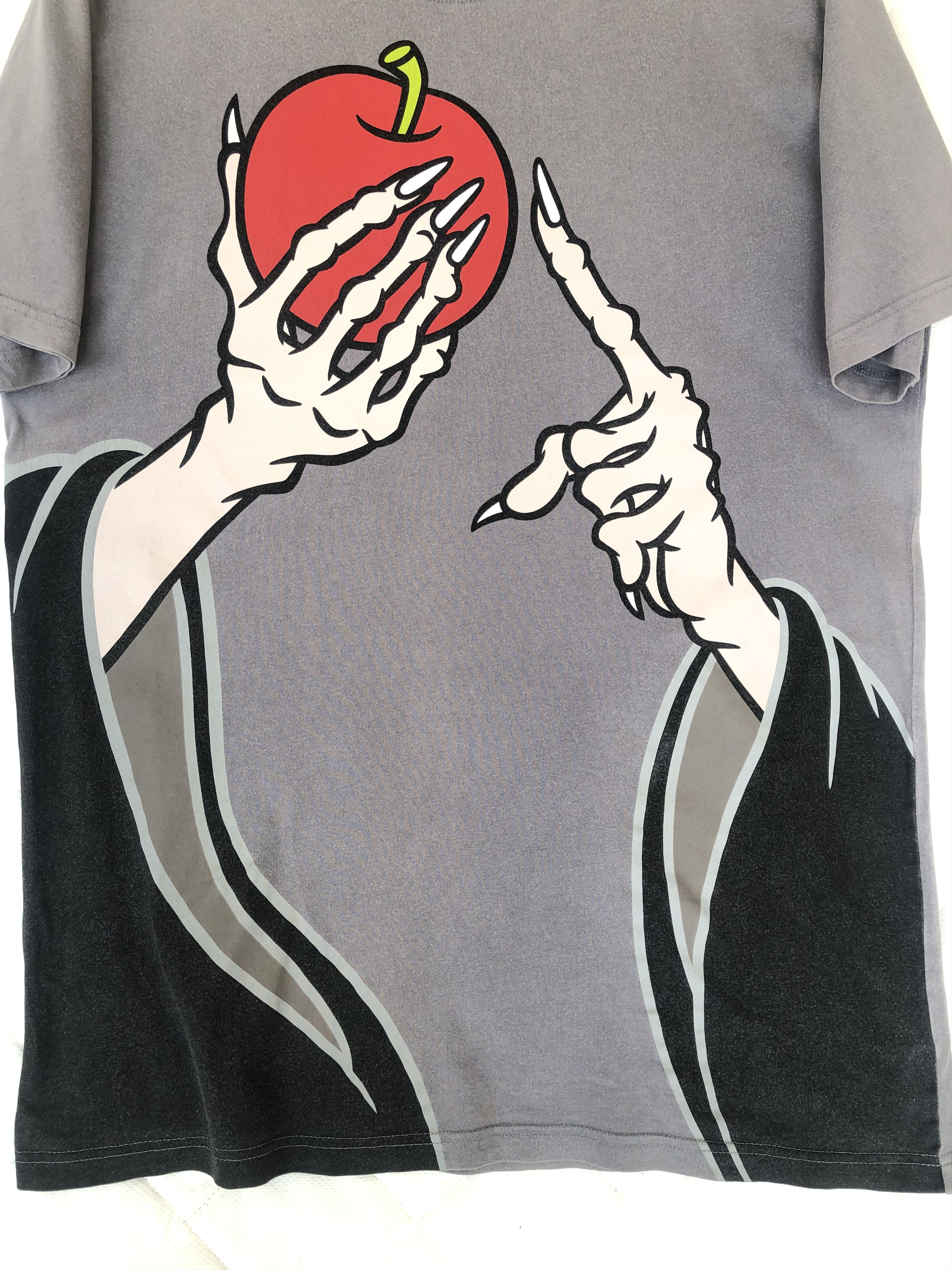 Expert Horror Vintage WICKED WITCH Movie Disney Tokyo Tee Size US XL / EU 56 / 4 - 3 Thumbnail