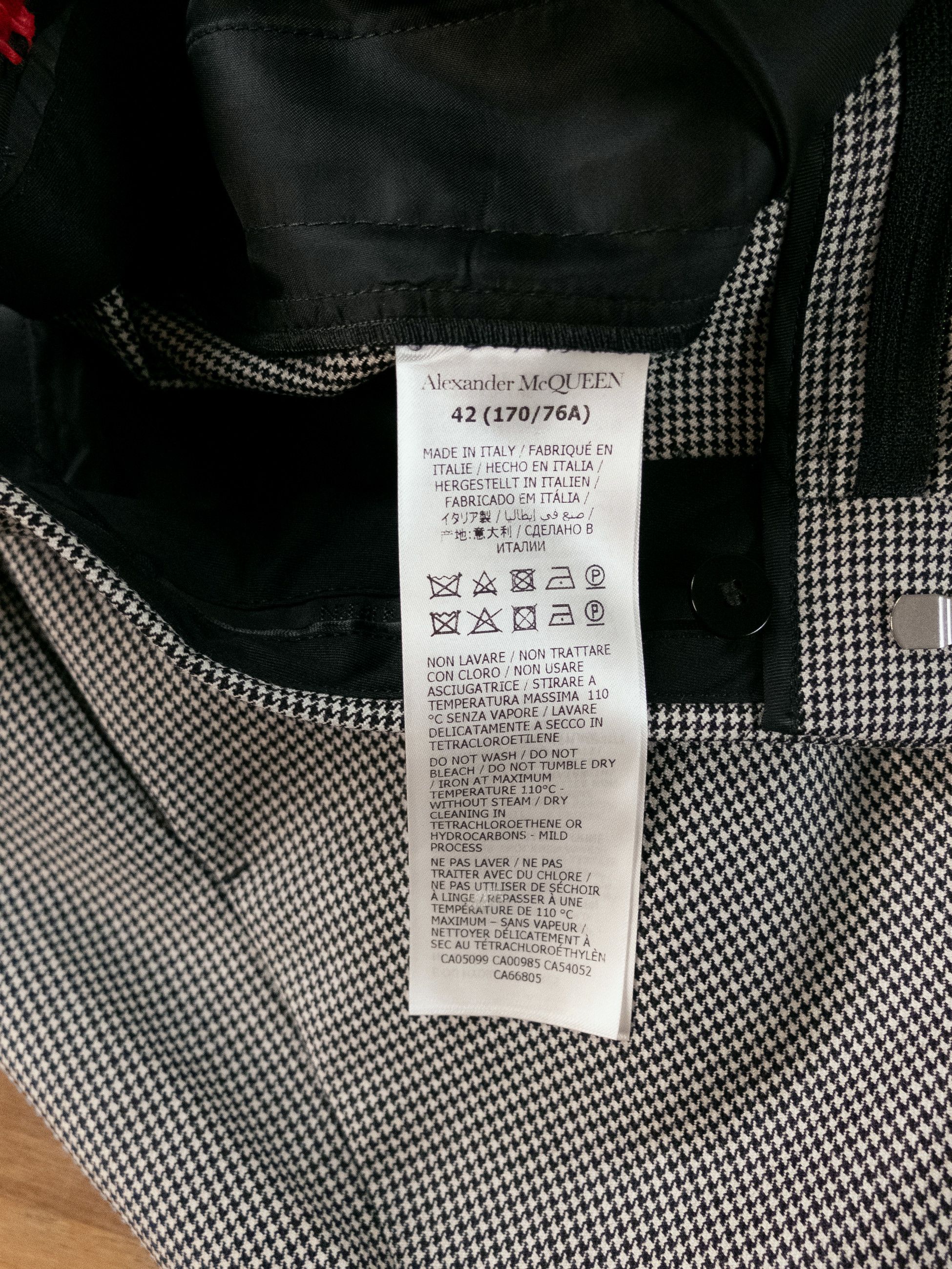 Alexander McQueen ALEXANDER MCQUEEN black white straight houndstooth pants 42 Size 28" / US 6 / IT 42 - 8 Thumbnail