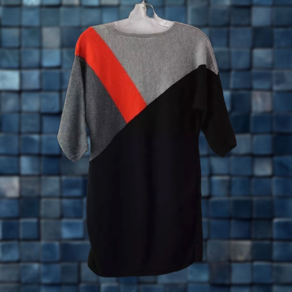 Trina Turk Trina Turk Sweater ColorBlock Short Sleeve 100% Merino Wool Women S Size S Gray RedPullover Colorful Womens Size S / US 4 / IT 40 - 1 Thumbnail