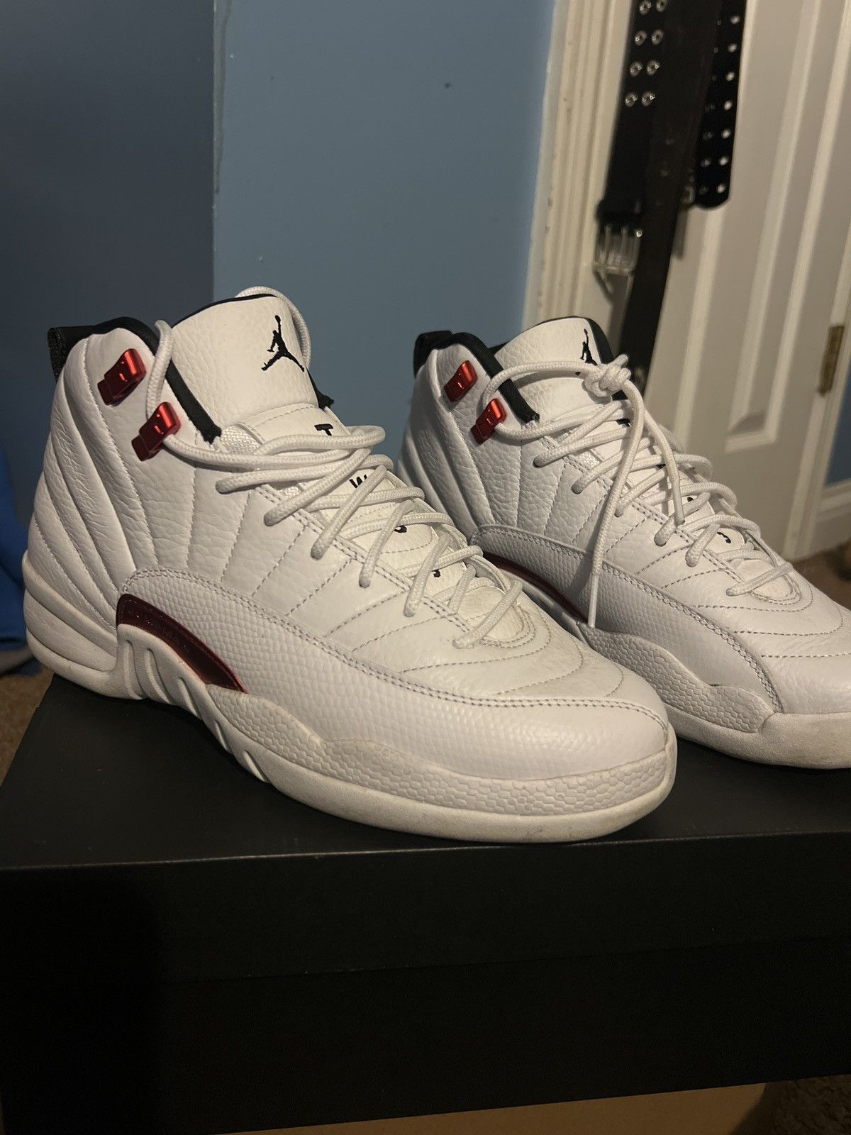 Jordan Brand Jordan 12 “Twist” Size US 7 / EU 40 - 1 Thumbnail