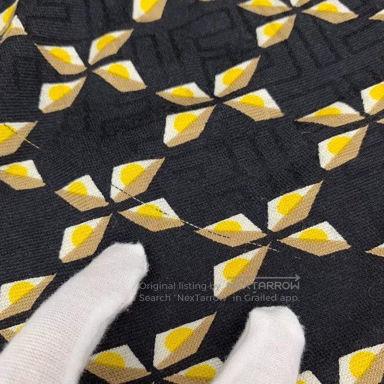 Other Fendi Colorblock Geometric Pattern Printed Silk Shawl Jack Size M / US 6-8 / IT 42-44 - 7 Thumbnail