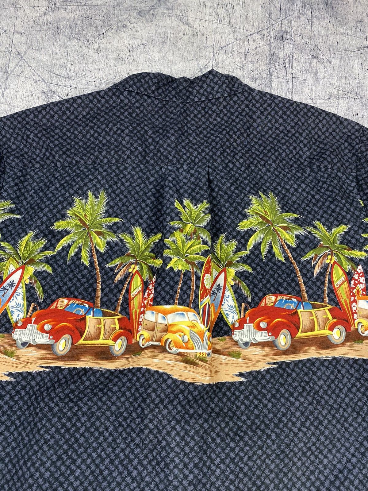Vintage Vintage Boston Hawaii Crazy Shirt Button Up Size L Size US L / EU 52-54 / 3 - 10 Thumbnail
