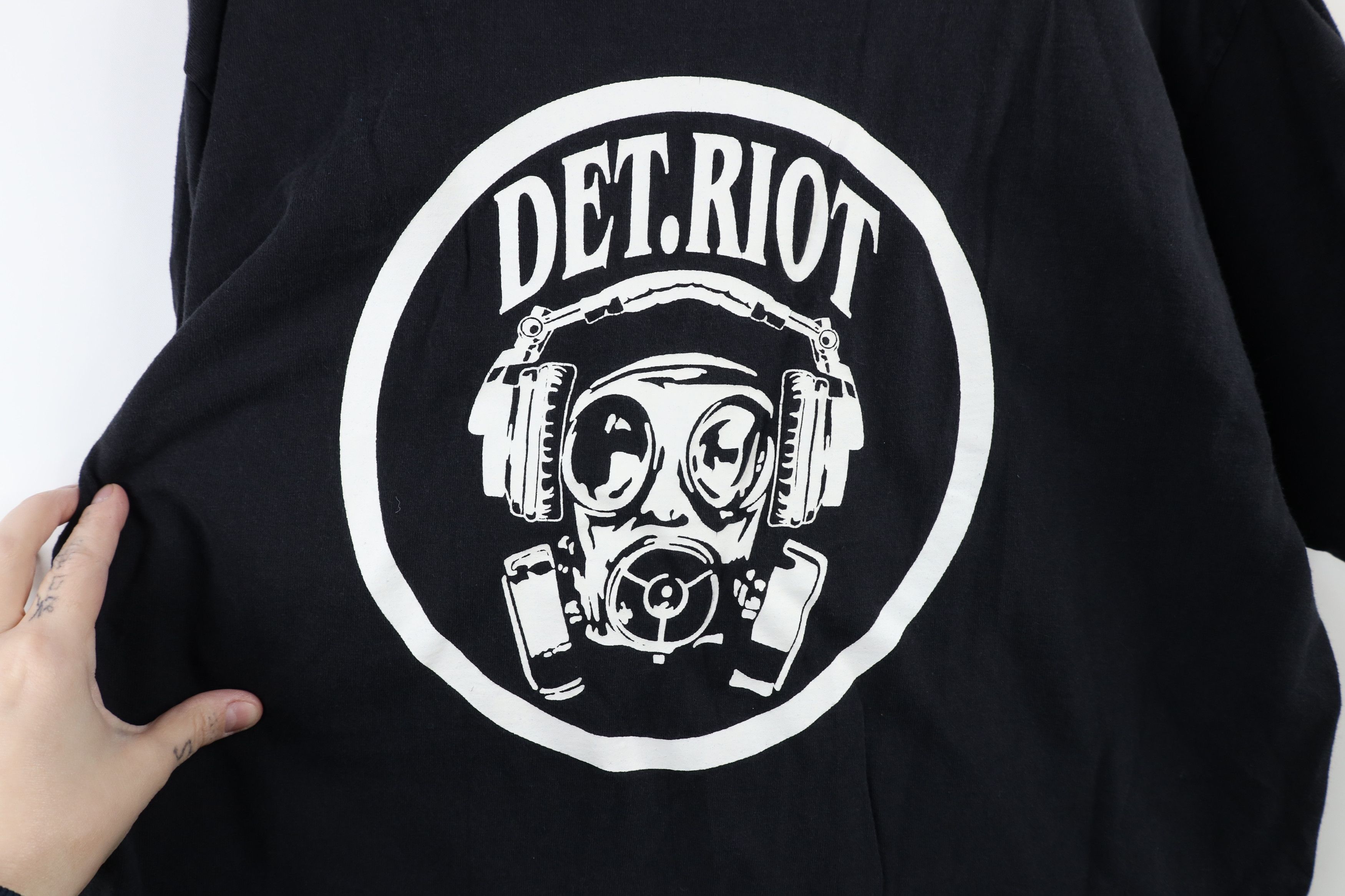 Vintage Vintage Y2K Moody Det.Riot 67 Band House Music T-Shirt Black Size US L / EU 52-54 / 3 - 10 Thumbnail