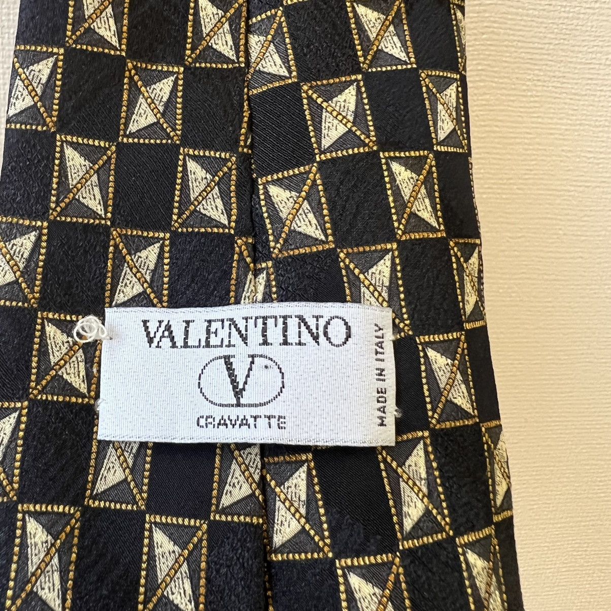 Valentino Valentino Men's Necktie Handmade Italy Silk Gold Black Geo Size ONE SIZE - 3 Thumbnail