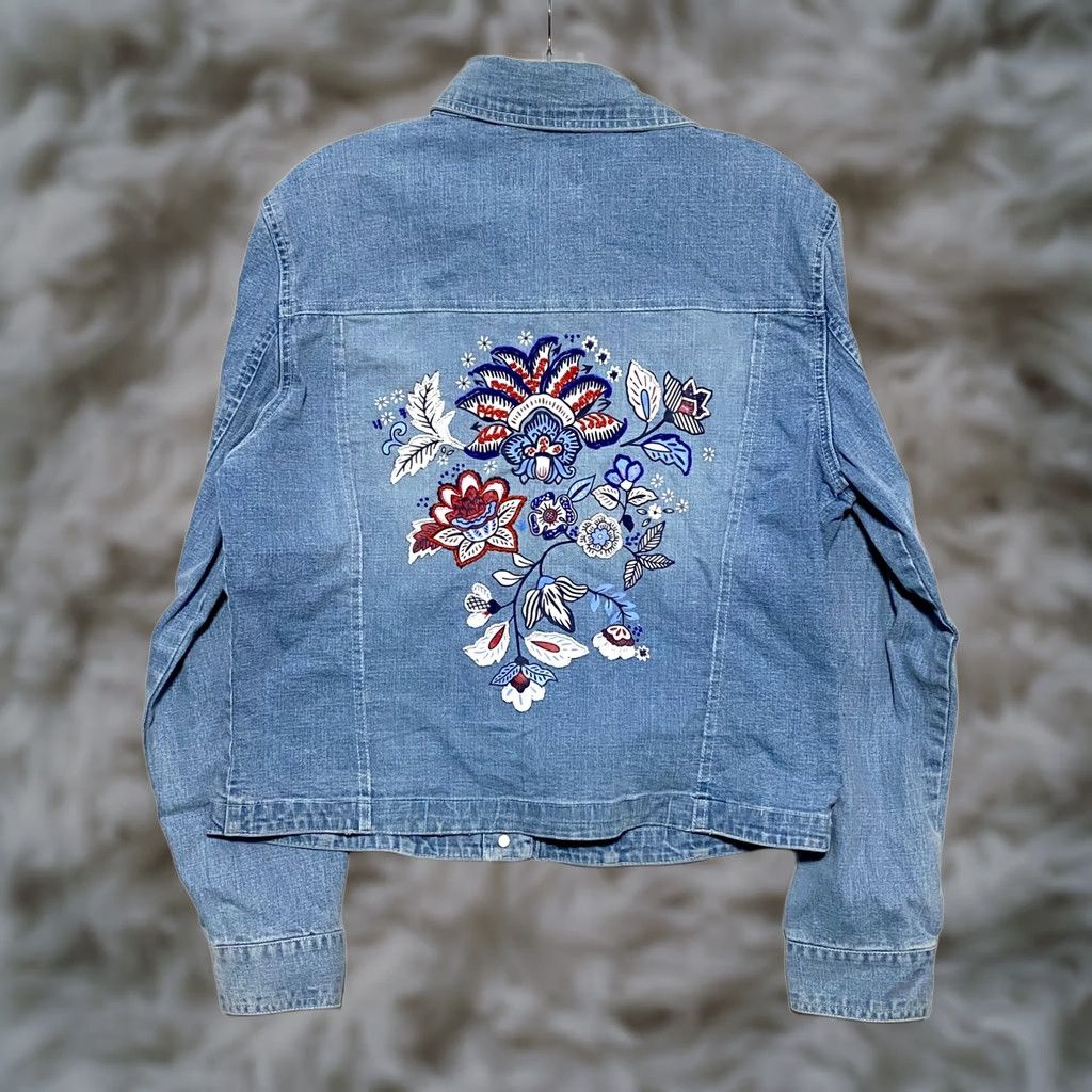 Denime VTG Live A Little Floral Beaded Jean Denim Jacket Women M Boho 90s Country Artsy Jacket Mens Women Girls Size 32" / US 10 / IT 46 - 1 Thumbnail