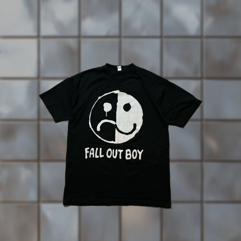 Vintage Fall Out Boy Bring Me The Horizon Tour Rock Band Face Graphic Black T-Shirt Sz.L Size US L / EU 52-54 / 3 - 1 Thumbnail
