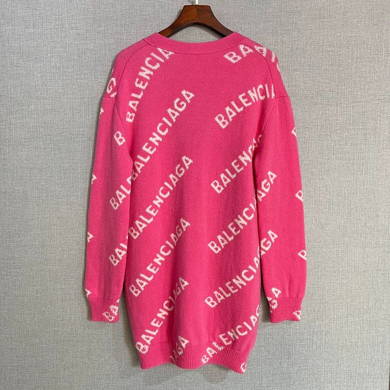 Balenciaga Balenciaga Pink bullet screen full logo knitted cardigan sw Size US S / EU 44-46 / 1 - 2 Thumbnail
