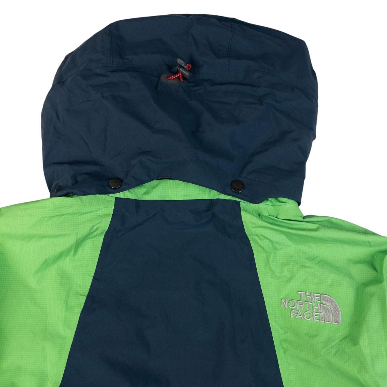 The North Face Vintage The North Face Summit Series Goretex Pro Jacket L Size US L / EU 52-54 / 3 - 4 Thumbnail