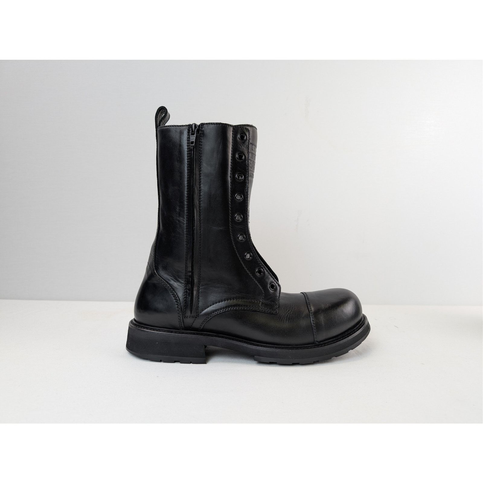 Balenciaga Space Shoe Shiny Black Men\'s size 40eu 7 US Balenciaga Space shoe in shiny black | Grailed main image 2