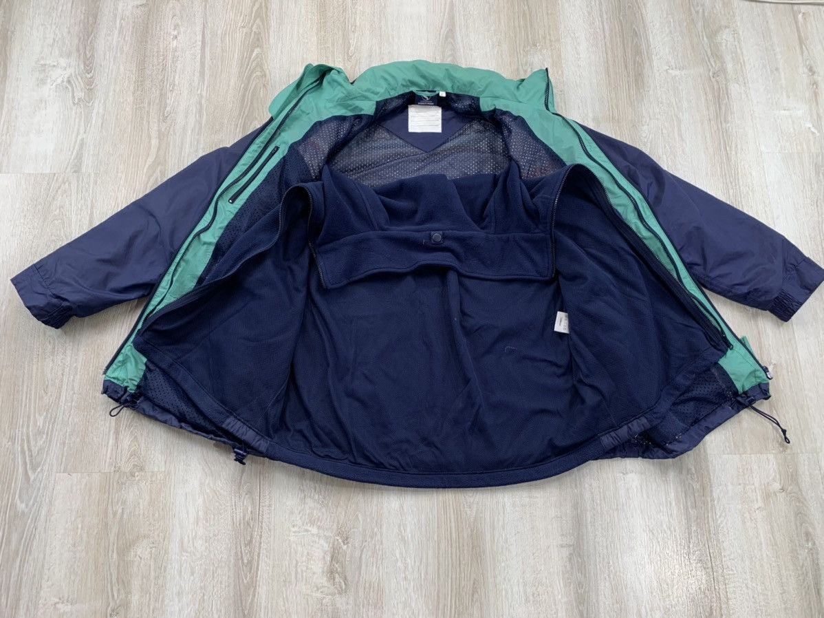 Red Bull Mens vintage jacket Sauber Petronas Red Bull Size L Size US L / EU 52-54 / 3 - 9 Thumbnail