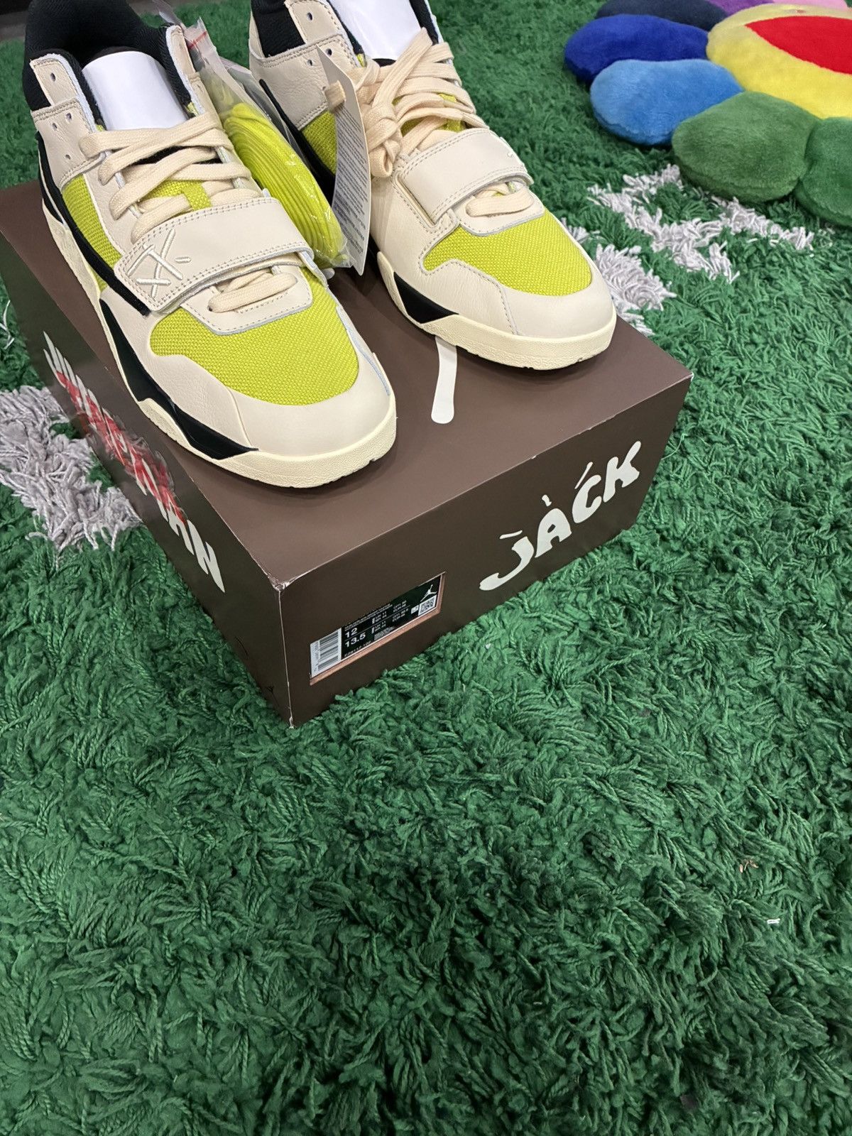 Jordan Brand Travis Scott Jumpman Jack Size US 12 / EU 45 - 7 Thumbnail