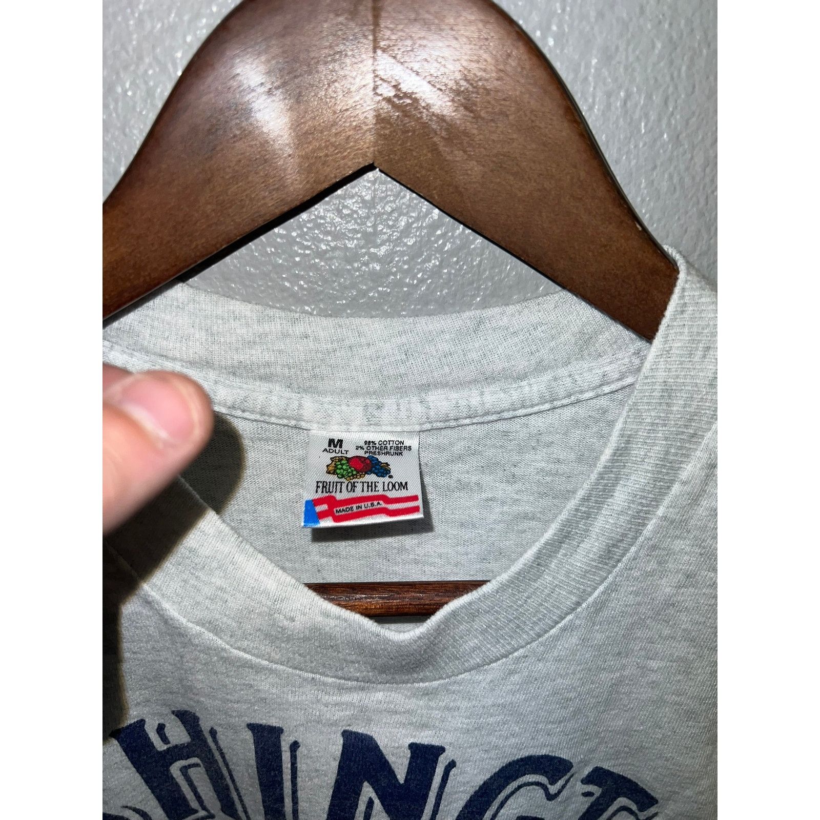 Fruit Of The Loom Vintage Wolf Shirt Washington Preserve 1991 Gray Tee 90s S Size US S / EU 44-46 / 1 - 6 Thumbnail