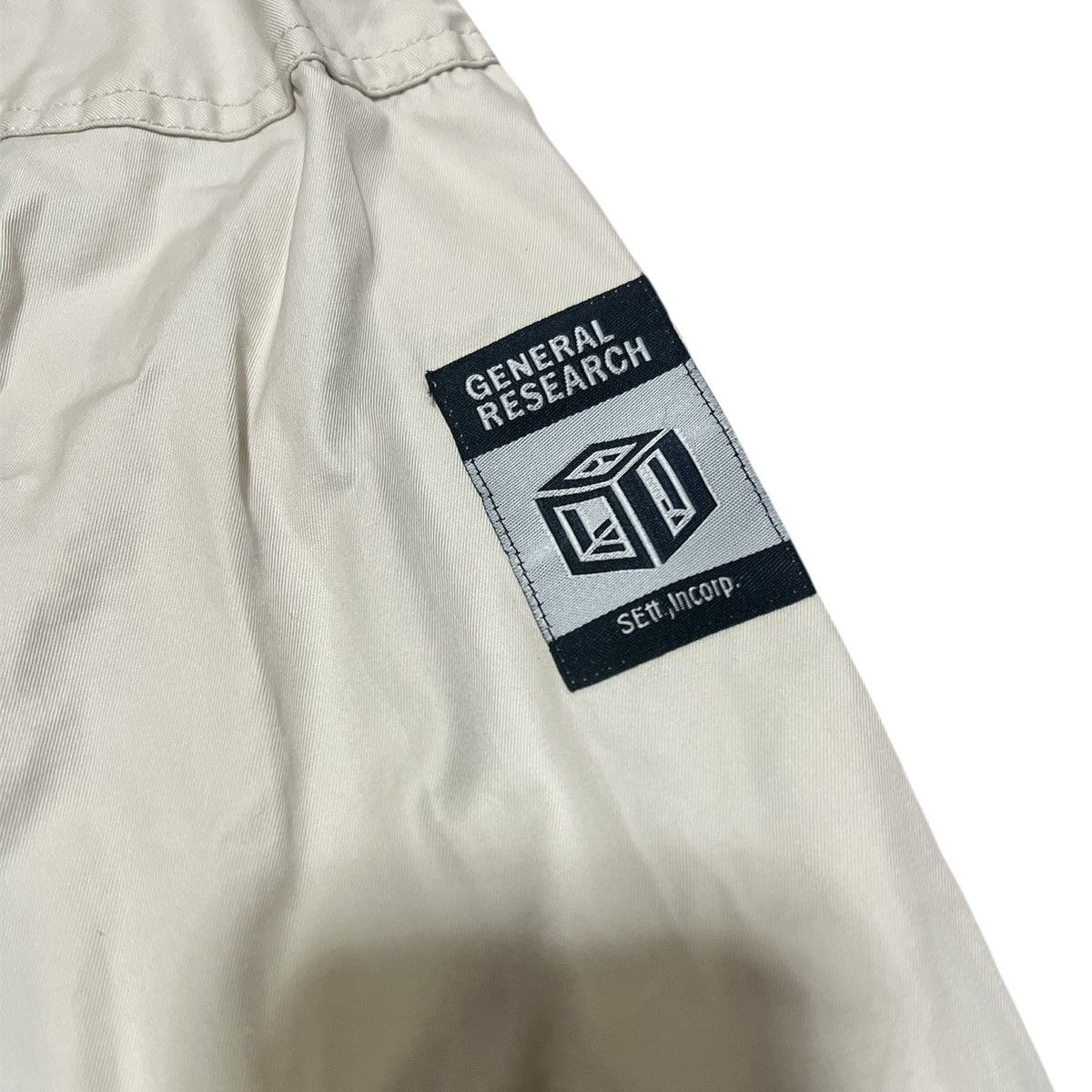 General Research General Research style 293 military cargo jacket 1998 Size US L / EU 52-54 / 3 - 6 Thumbnail