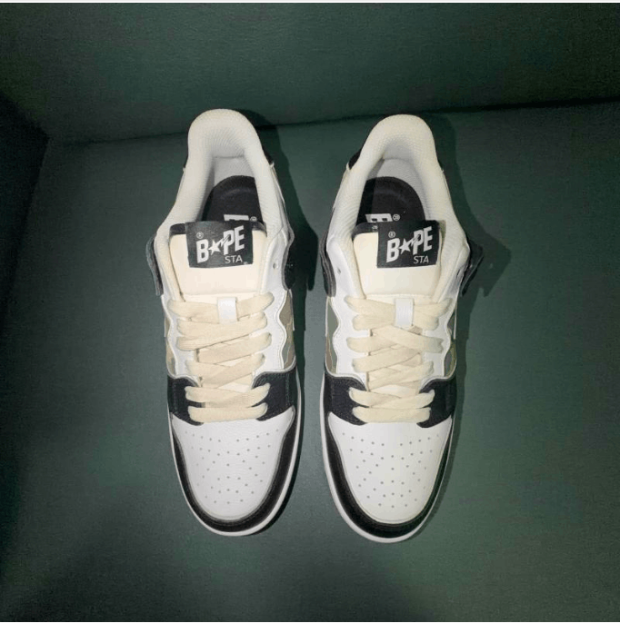 Bape Bape Low-Top Sneakers Size US 9.5 / EU 42-43 - 2 Thumbnail