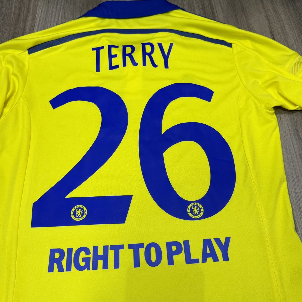 Adidas Chelsea 14/15 away shirt #26 Terry Size US S / EU 44-46 / 1 - 5 Thumbnail