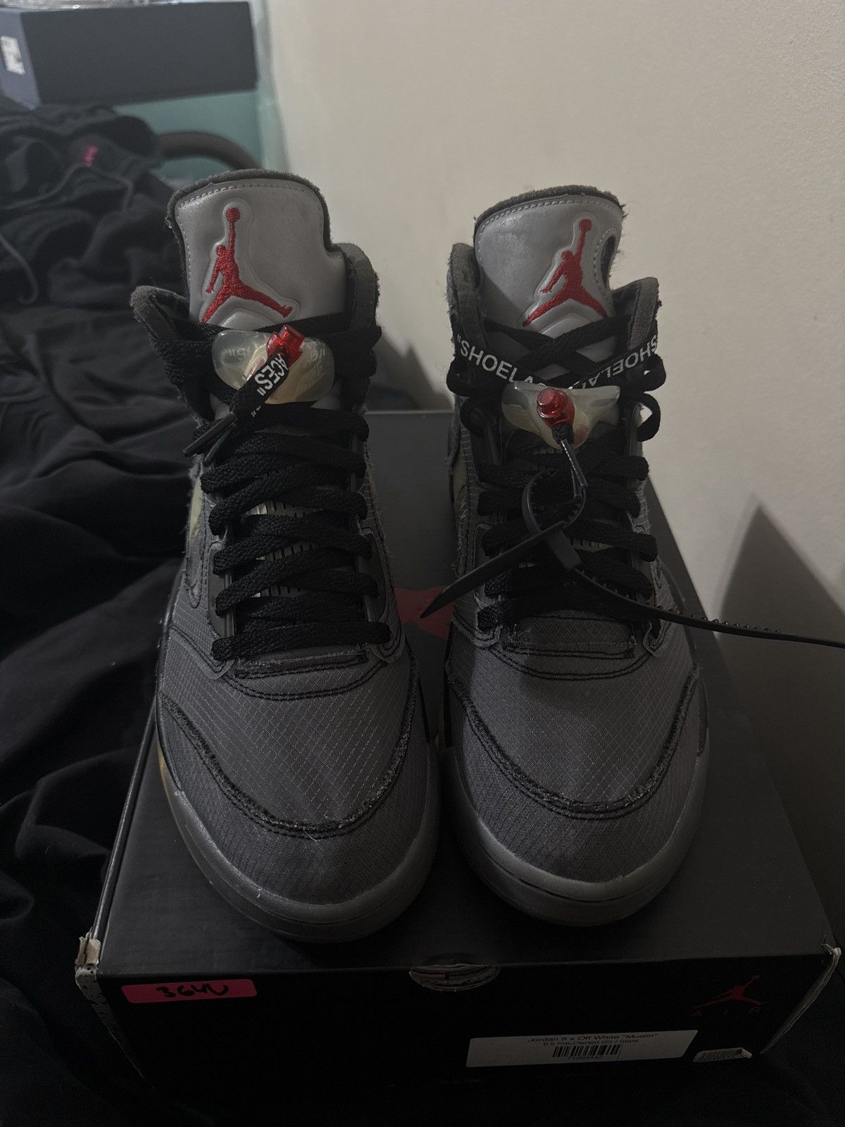 Jordan Brand × Off-White OFF WHITE JORDAN 5 Size US 9.5 / EU 42-43 - 2 Thumbnail