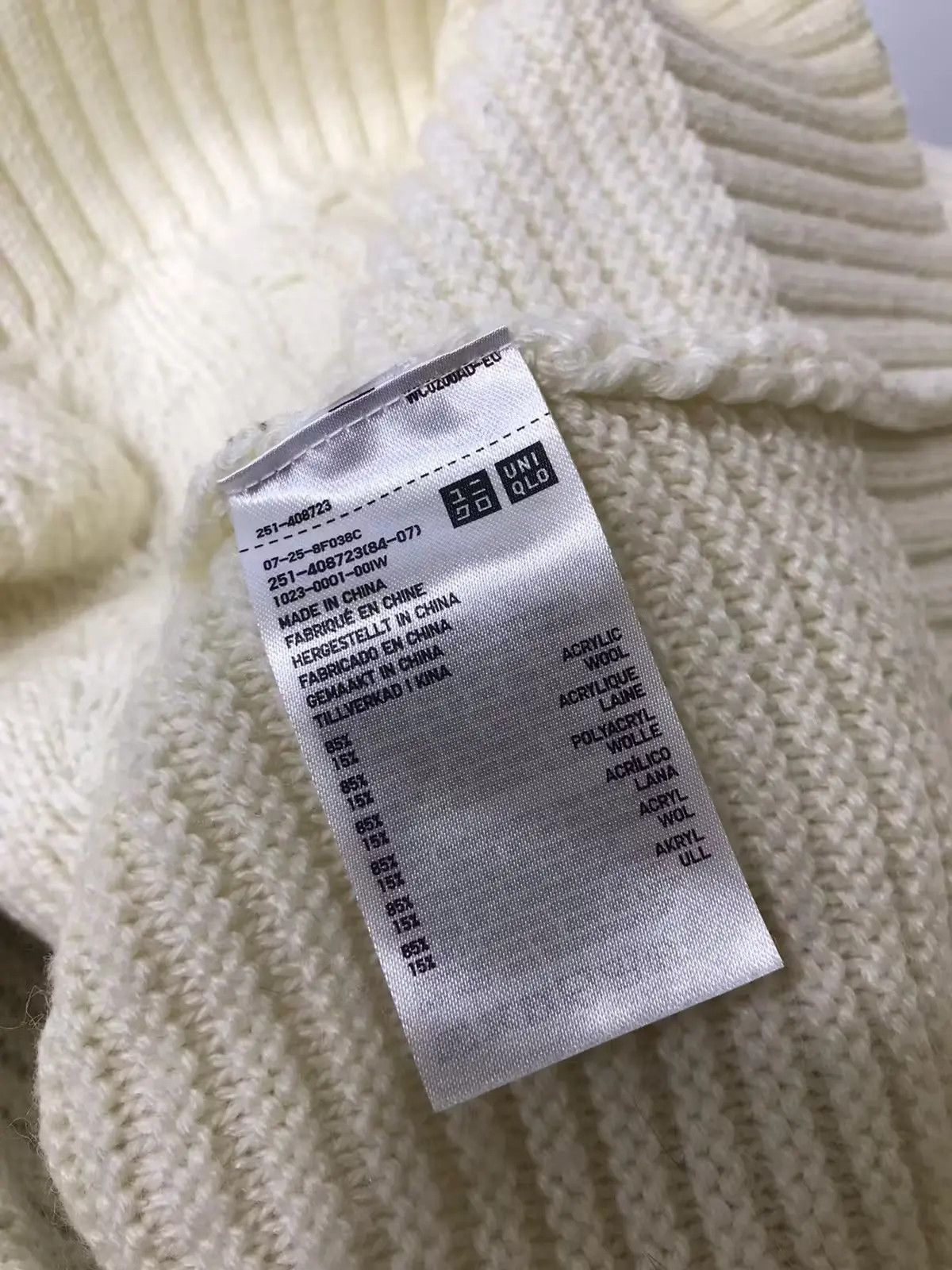 Uniqlo Uniqlo crew neck knit sweater size S Size US S / EU 44-46 / 1 - 4 Thumbnail