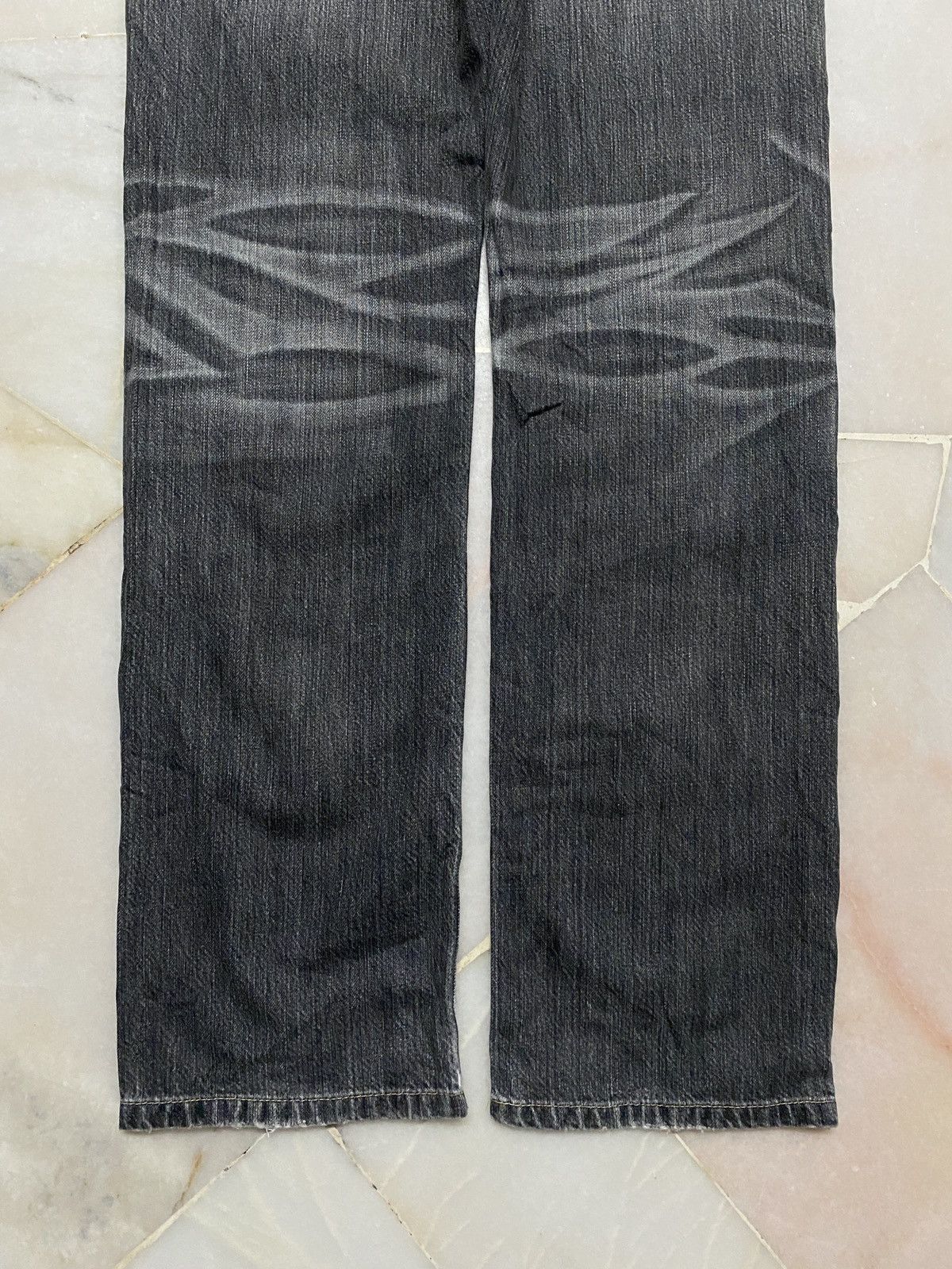 If Six Was Nine × Japanese Brand 💥Baggy 90s Uniqlo S002 Mudwash Faded Distress thrashed Jean Size US 29 - 22 Thumbnail
