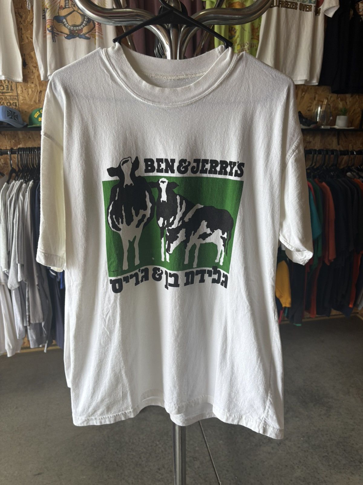 Vintage 1990’s Ben and Jerry’s Israel Finest T-Shirt Size US XL / EU 56 / 4 - 1 Thumbnail