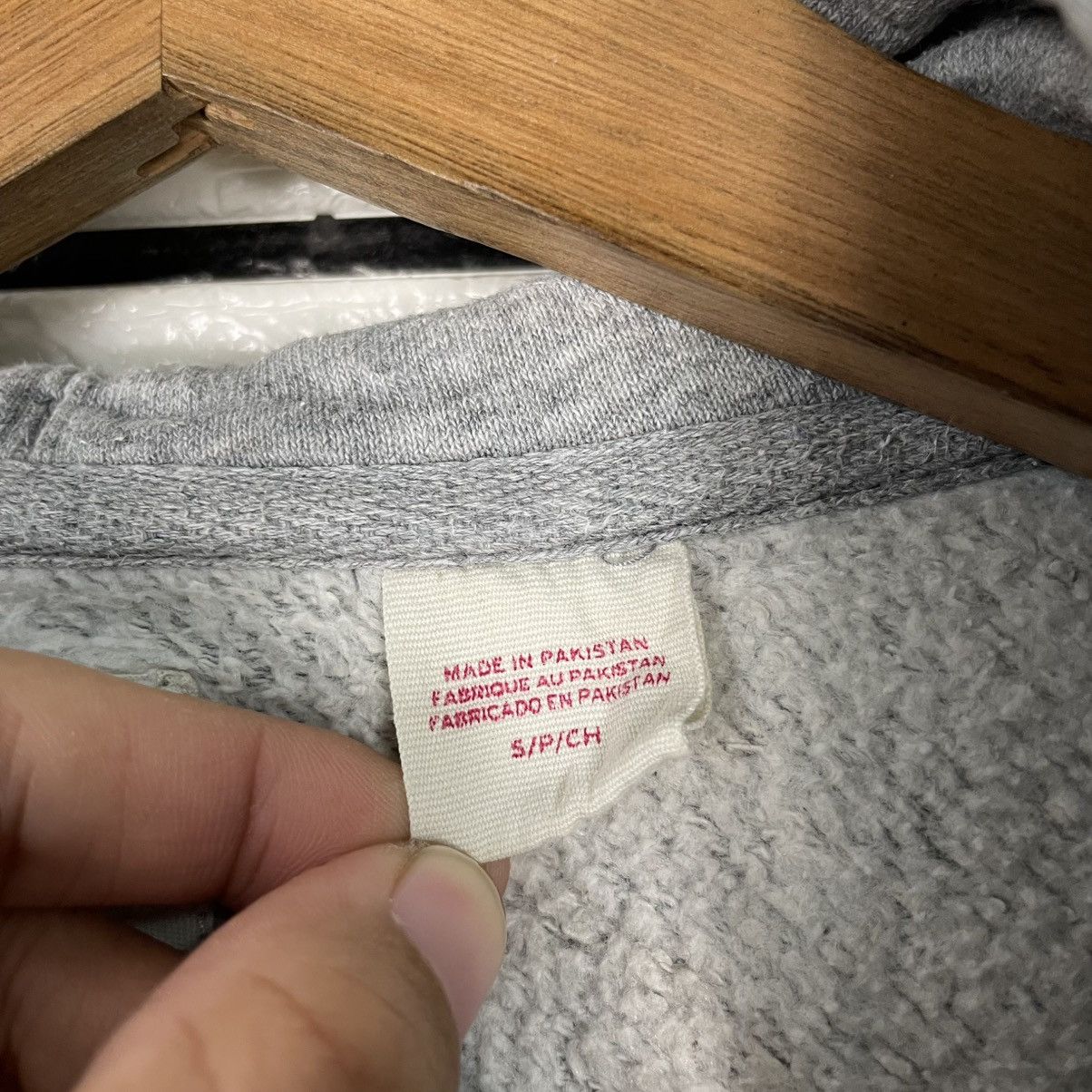 Levi's Levis Pullover Hoodie Size US S / EU 44-46 / 1 - 16 Thumbnail