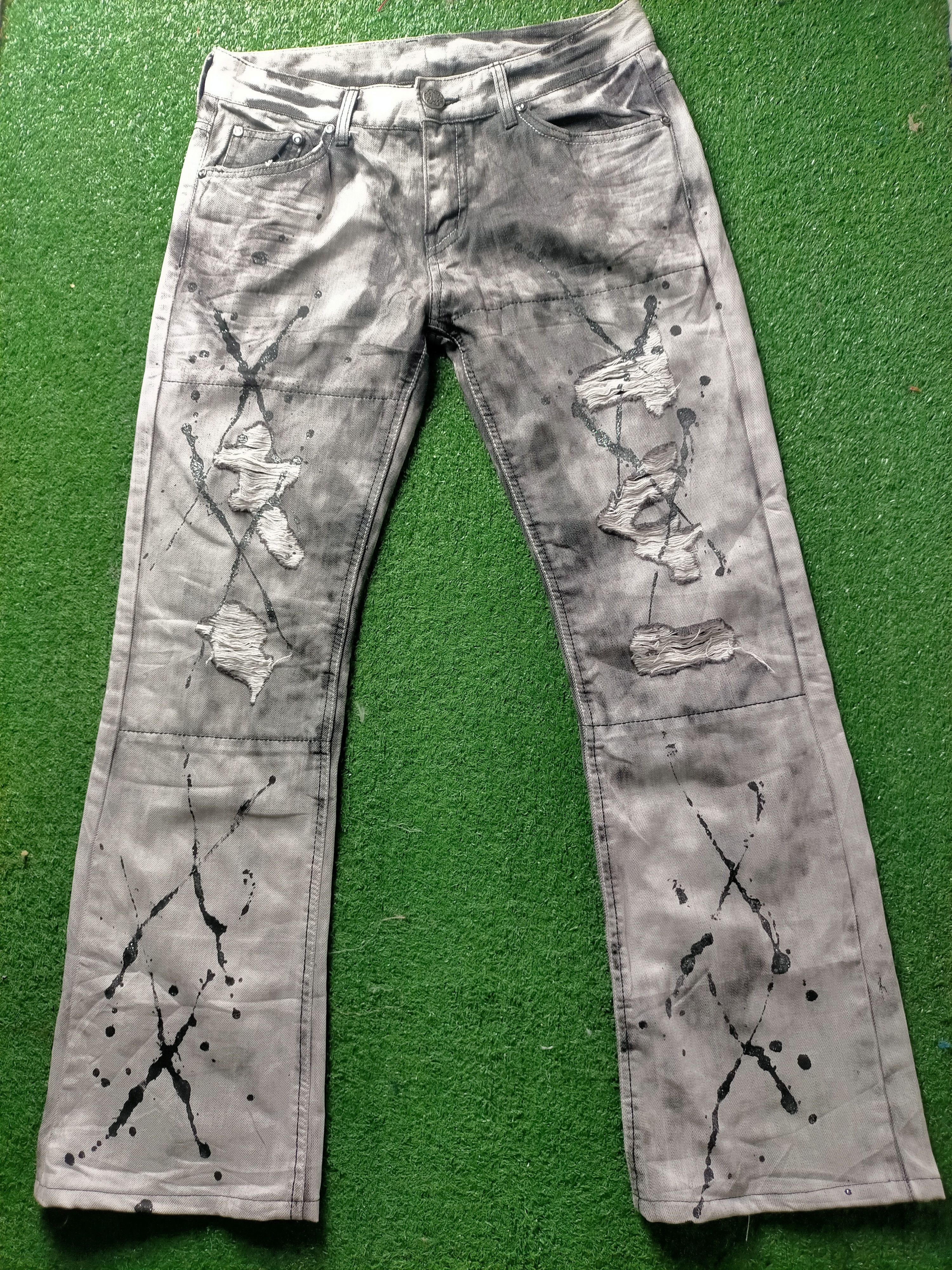 Le Grande Bleu (L.G.B.) 🔥Rare 🔥 Insane Distressed Paint Flare Jeans Size US 31 - 1 Thumbnail