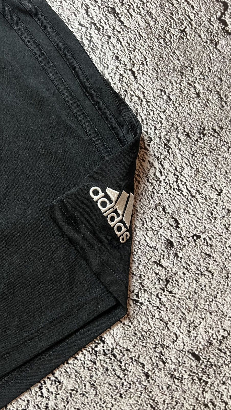 Adidas Adidas Manchester shorts Size US 34 / EU 50 - 3 Thumbnail