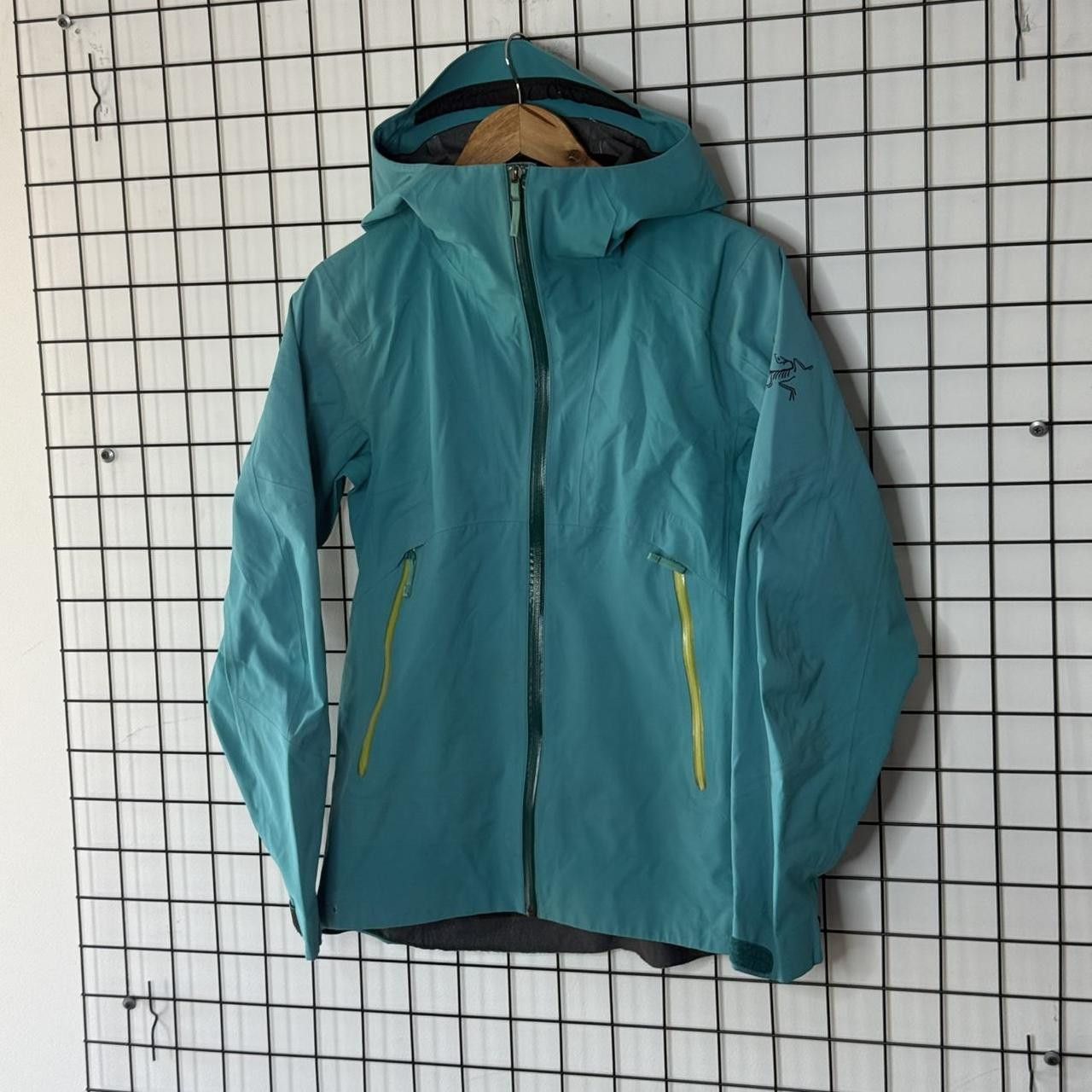 Arc'teryx Arcteryx Goretex Turquise Jacket Hooded Size S / US 4 / IT 40 - 4 Thumbnail