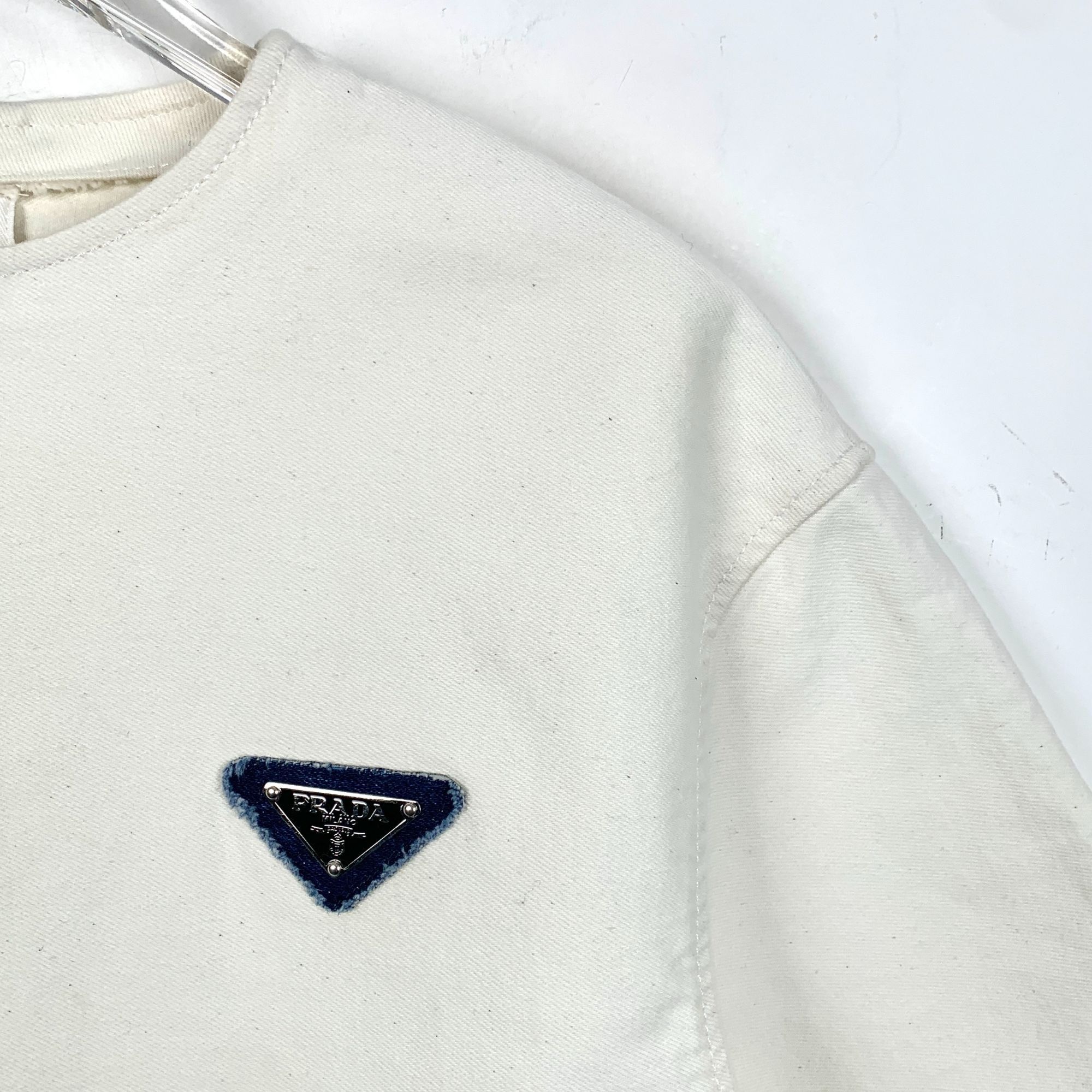 Prada Prada White Triangle Logo Fringe Crop Short Sleeve T-Shirt ( Size XS / US 0-2 / IT 36-38 - 7 Thumbnail