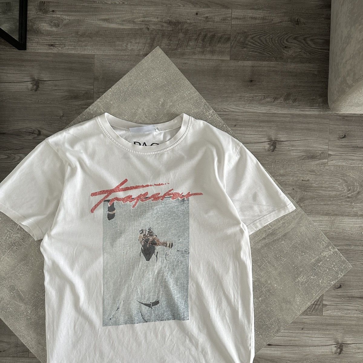 Rap Tees Trapstar London x 2Pac rap tee official 2019 y2k og Tupac Size US M / EU 48-50 / 2 - 2 Thumbnail