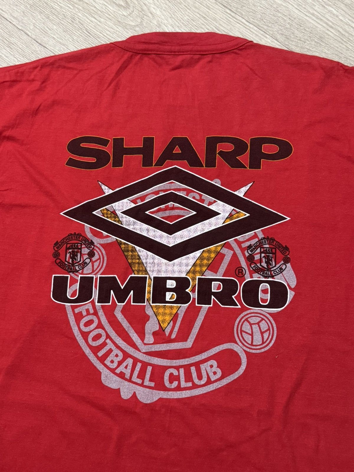Umbro 🔷Vintage Umbro Manchester United Sharp Big Logo T-shirt 90s🔷 Size US L / EU 52-54 / 3 - 7 Thumbnail