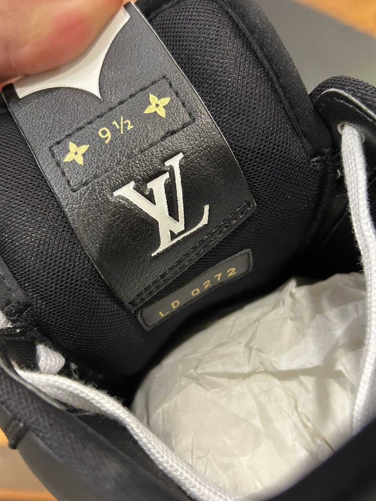 Louis Vuitton Louis Vuitton Low Top Sneaker Size US 9.5 / EU 42-43 - 6 Thumbnail