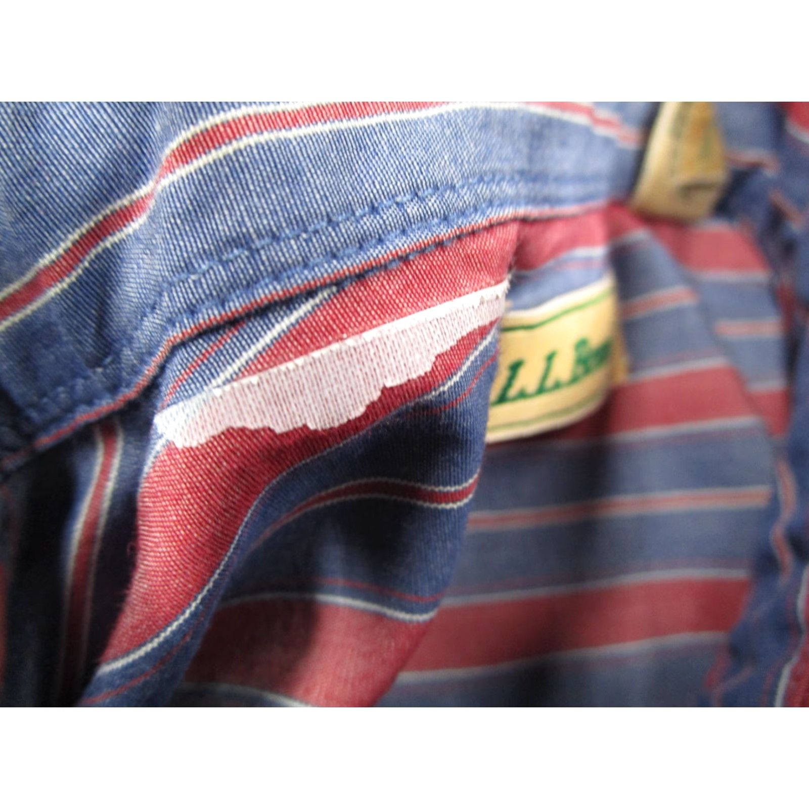 Vintage VINTAGE LL Bean Shirt Mens Tall Large Blue Red Stripe Button Down Hong Kong 80s Size US L / EU 52-54 / 3 - 5 Thumbnail