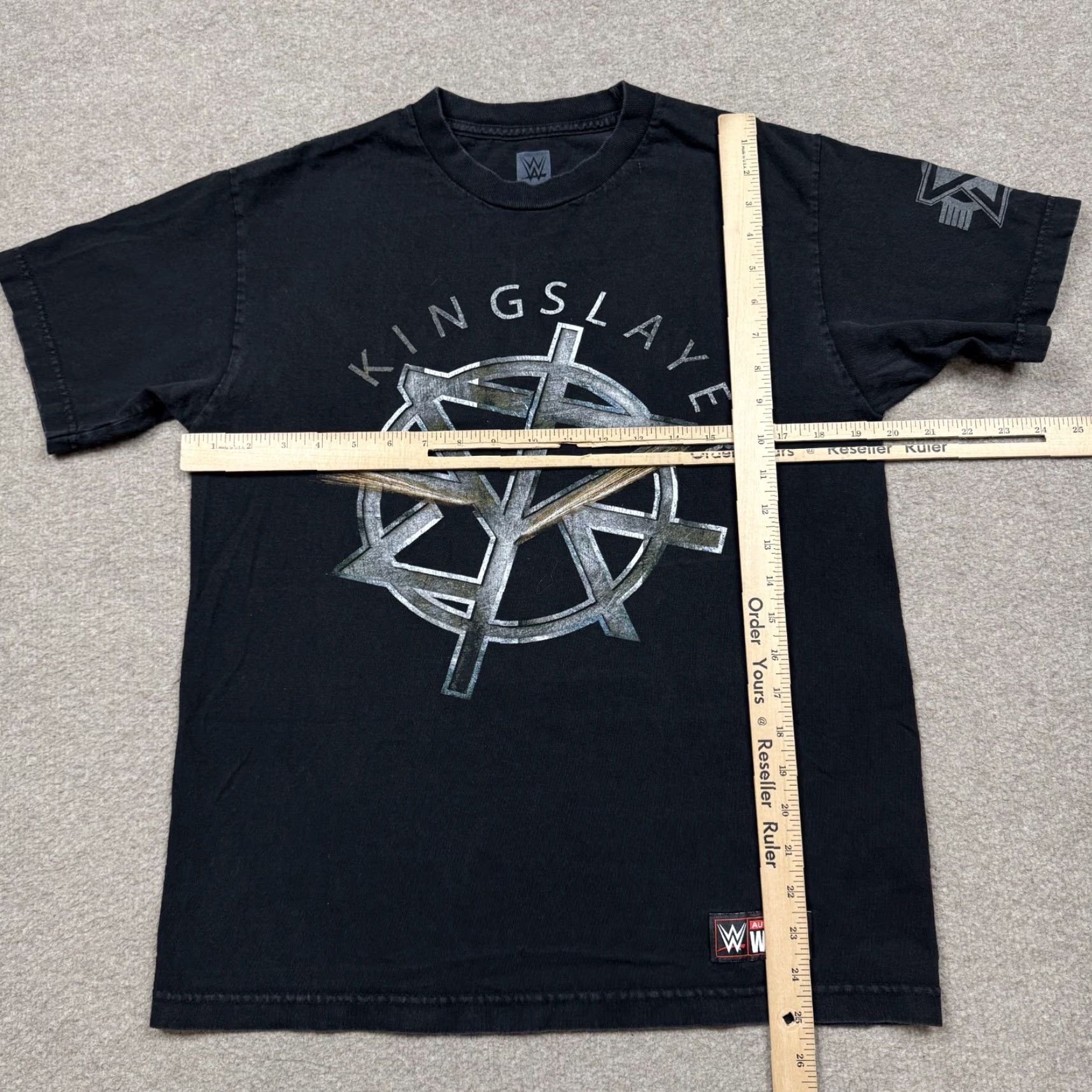 Vintage VINTAGE WWE Seth Rollins Graphic Tee Black Short Sleeve Mens M Shirt Size US 31 - 7 Thumbnail