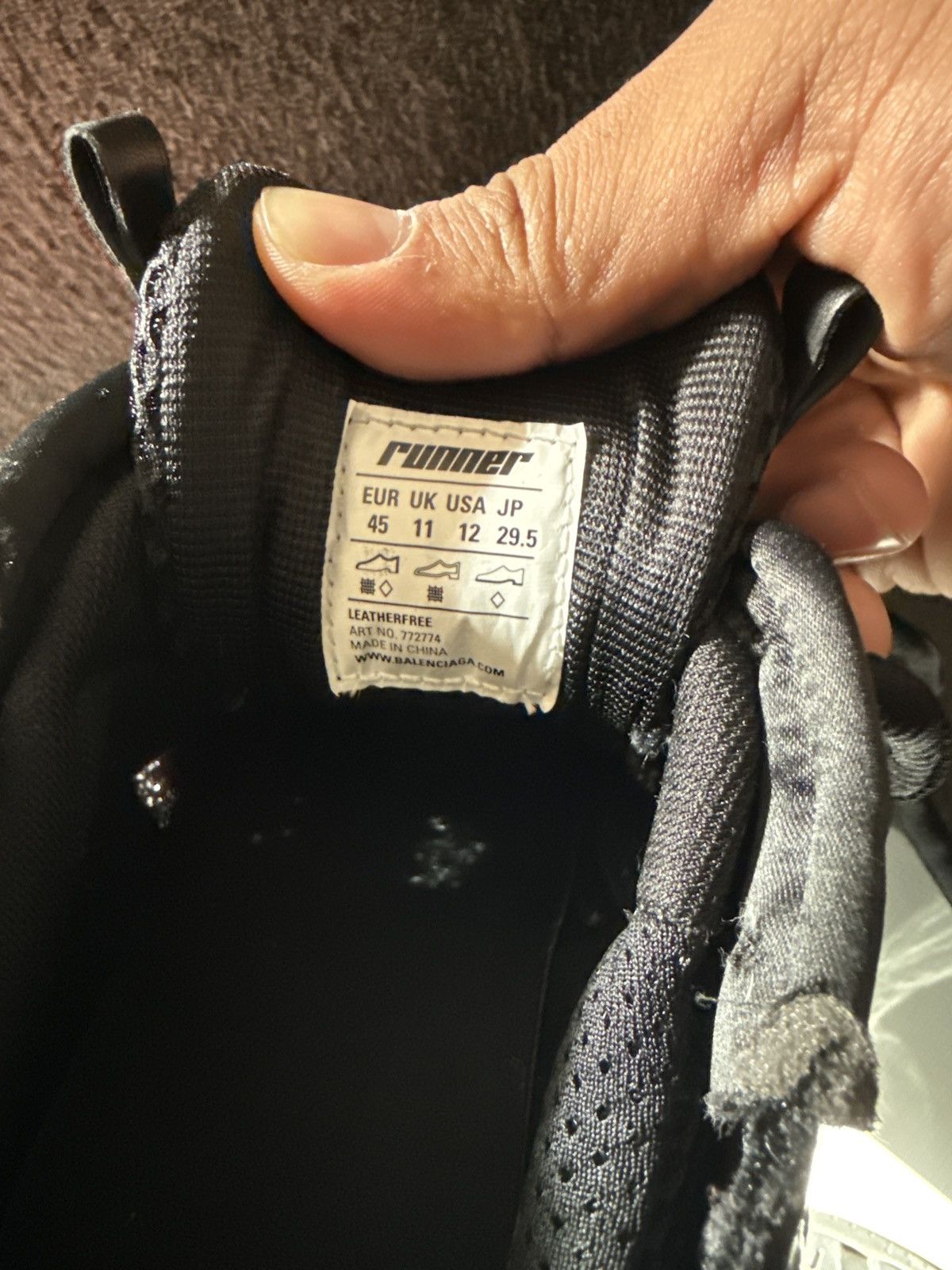 Balenciaga BALENCIAGA GRAFFITI RUNNERS Size US 12 / EU 45 - 6 Thumbnail