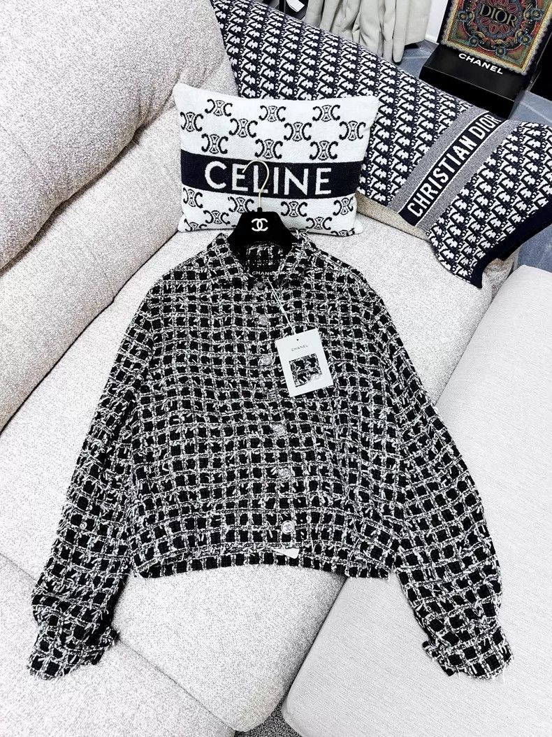 Chanel Chanel Plaid tweed coat Size XS / US 0-2 / IT 36-38 - 1 Thumbnail