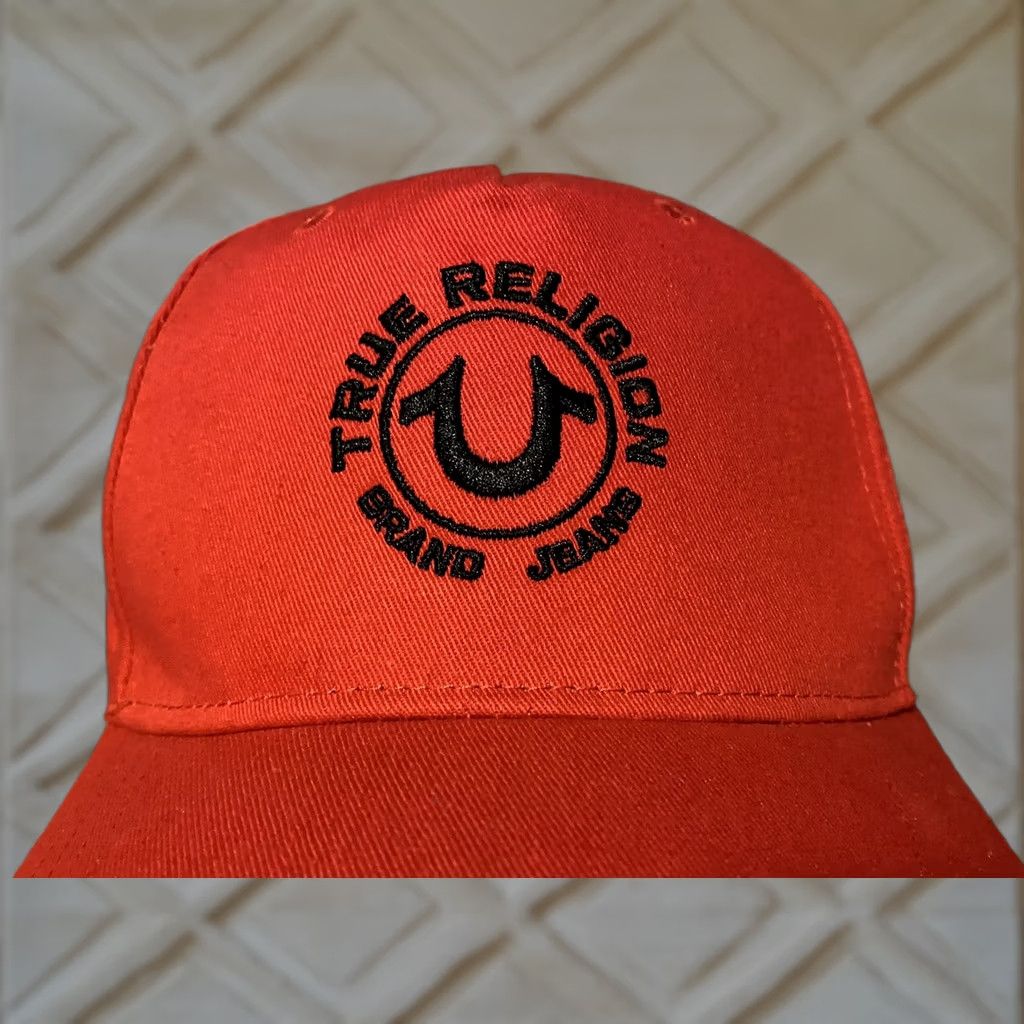 True Religion NWT True Religion Horseshoe Logo Hat Red/Black Logo Cap Snapback Adjustable Size ONE SIZE - 1 Thumbnail