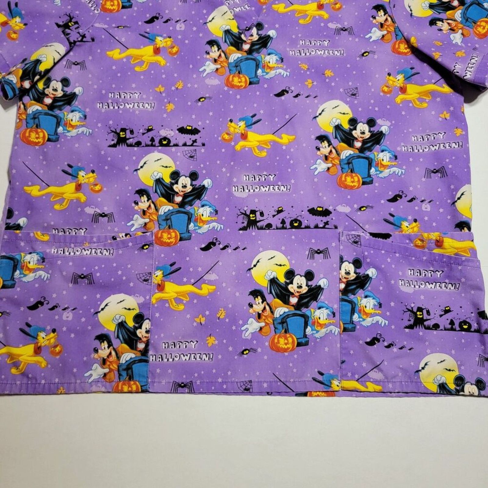 Disney The Wonderful World Of Disney Halloween Scrub Top - Size XL Size XL / US 12-14 / IT 48-50 - 3 Thumbnail