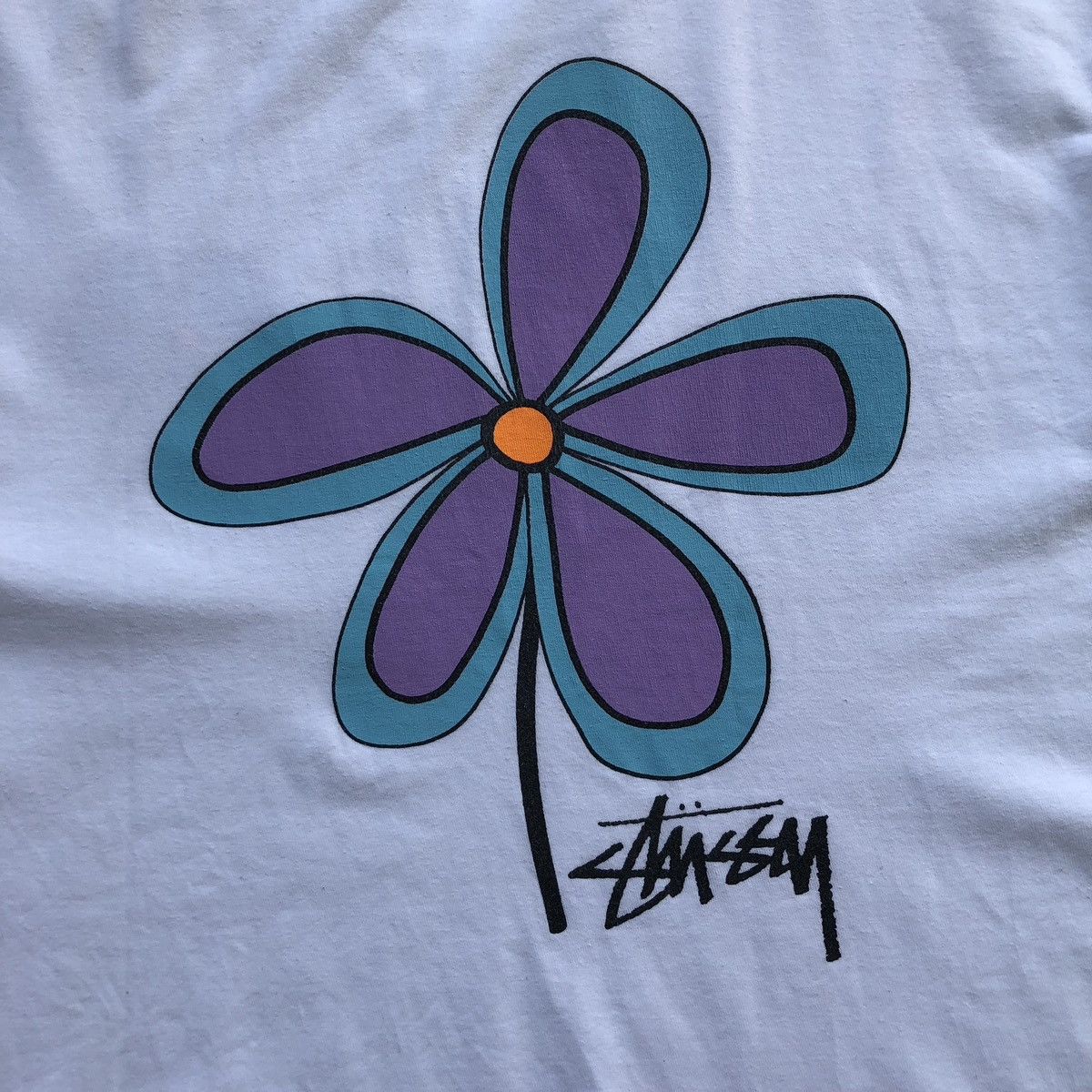 Stussy Stussy Flower Logo Basic T-Shirt White Rare Size US L / EU 52-54 / 3 - 8 Thumbnail