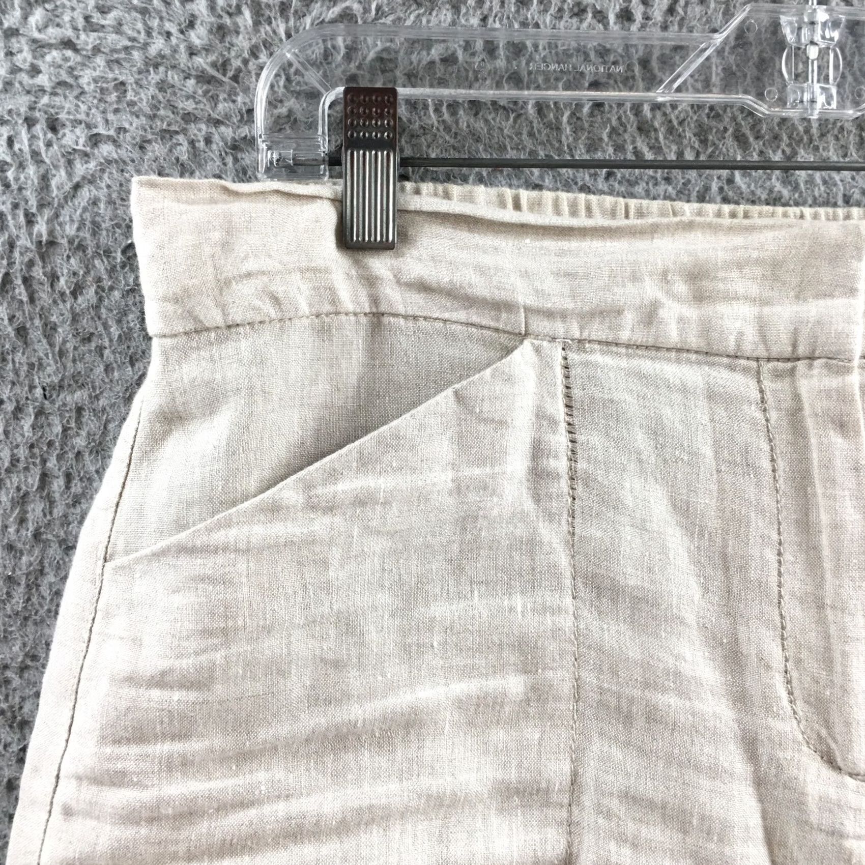 Vintage Chico’s Pants Womens 1.5 Beige Wide Leg Elastic Waist Zip Fly Pockets Casual - Chico’s Pants - Beige - Wide Leg - Casual - Womens - 1.5 - Regular Fit Size 26" / US 2 / IT 38 - 3 Thumbnail