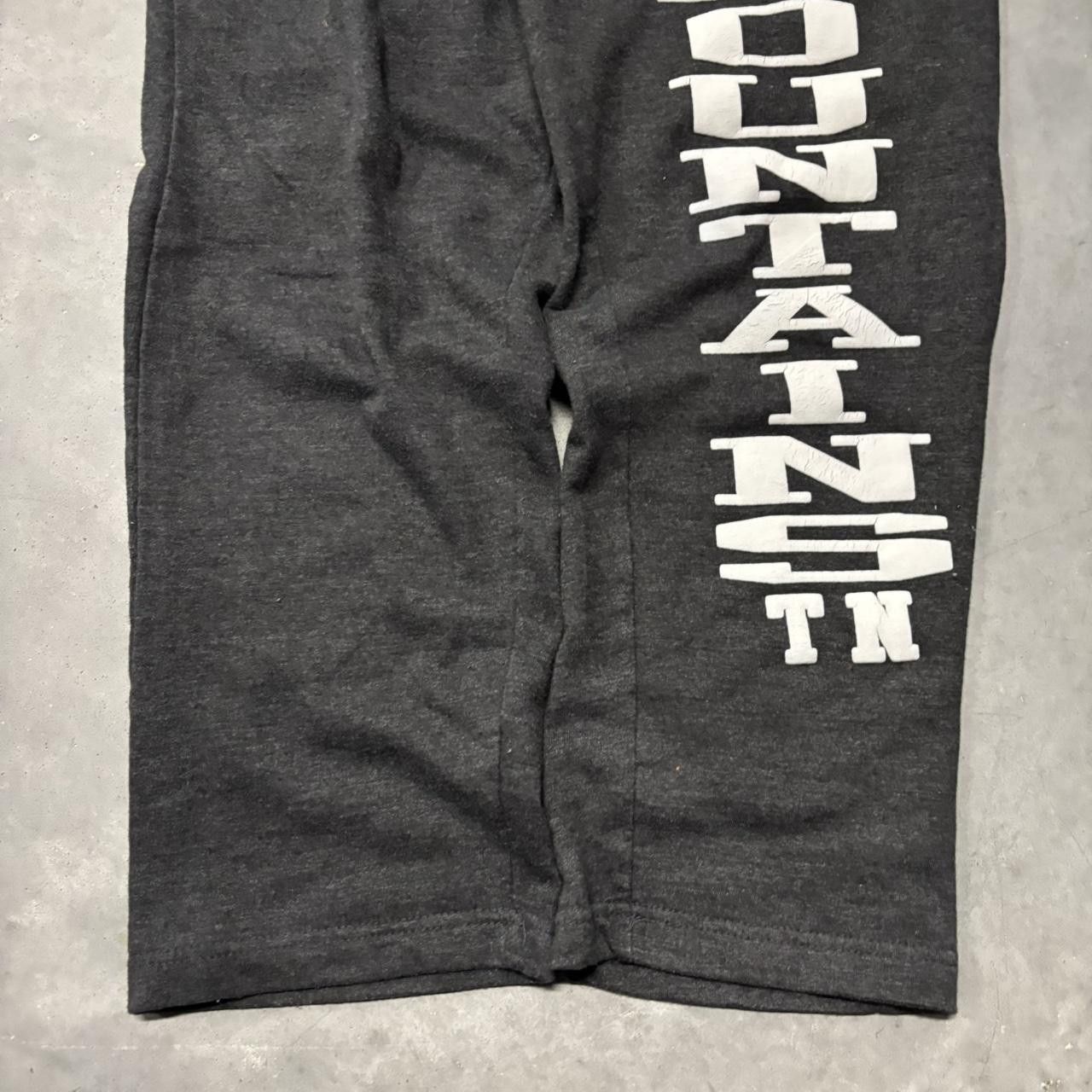 Japanese Brand × Vintage Crazy Vintage Y2K/2000s Grey Smoky Mountain Spellout Essential Sweatpants! Size US 32 / EU 48 - 5 Thumbnail
