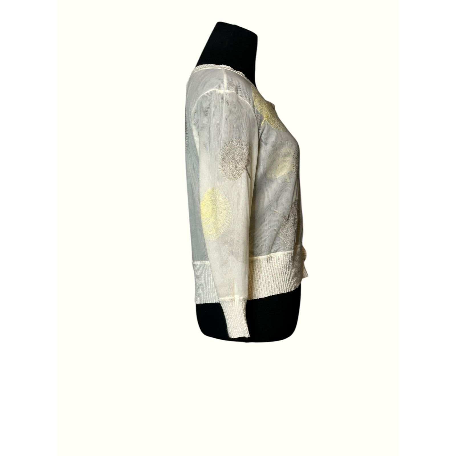 NIC+ZOE Nic + Zoe Cream Floral Embroidered Sweater size Small Size S / US 4 / IT 40 - 11 Thumbnail