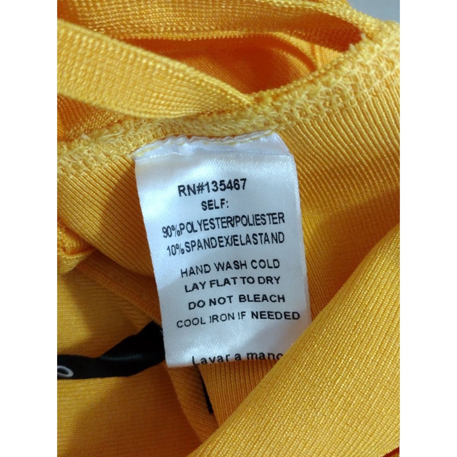 Vintage Codigo One Piece Swimsuit M Strappy Open Back Yellow Bathing Suit Women One Piece M Yellow Strappy Open-Back Beach 90s? Size M / US 6-8 / IT 42-44 - 7 Thumbnail