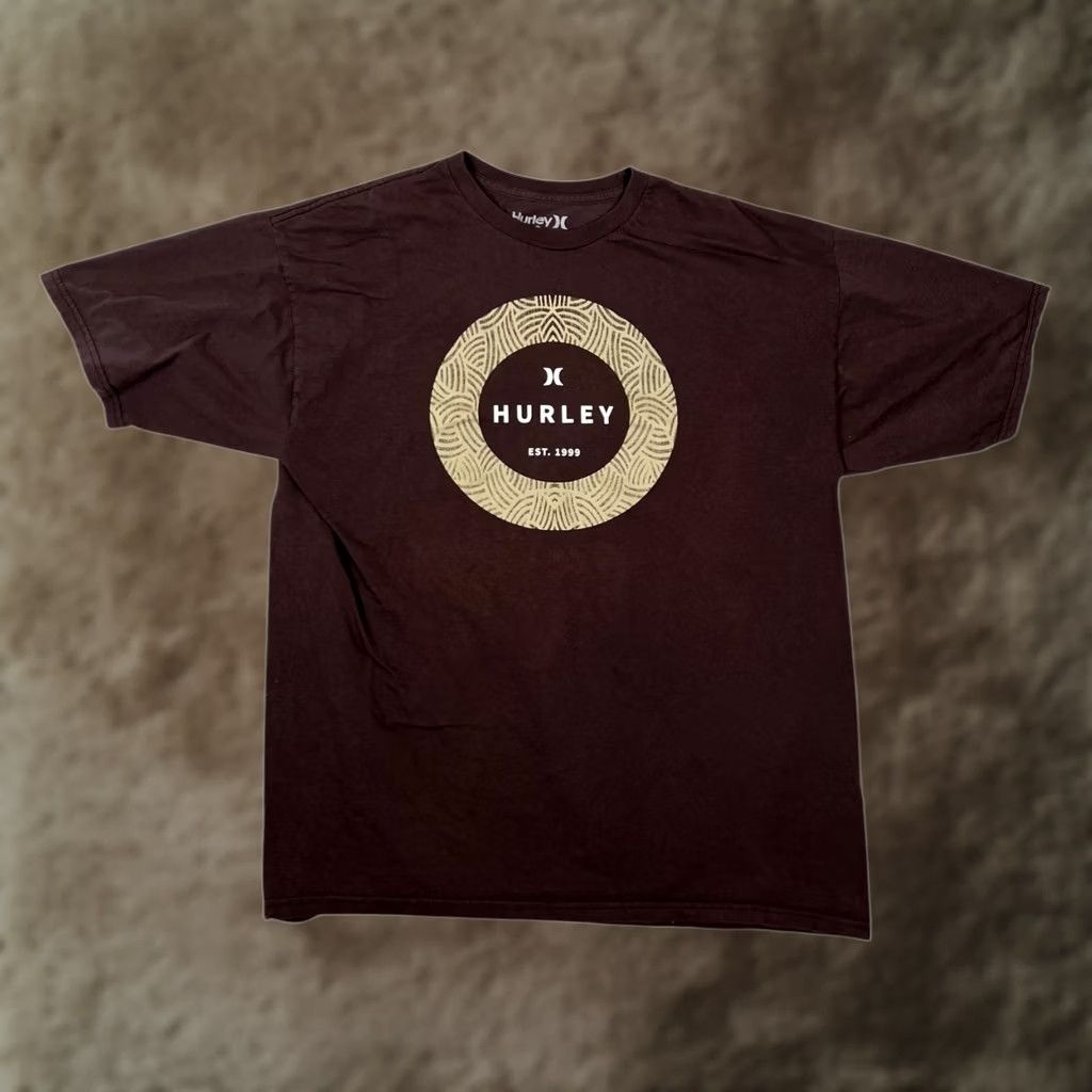 Hurley VINTAGE Hurley T-Shirt XL Brown Spell Out Y2K Cyber Surf Shirt Mens Size US XL / EU 56 / 4 - 1 Thumbnail