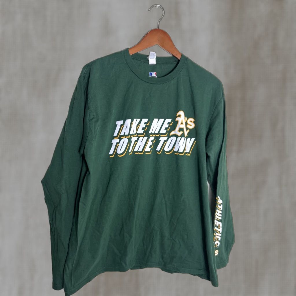 Vintage Oakland Athletics Mens Long Sleeve T-Shirt Green L Take Me To The Town Athletic Size US L / EU 52-54 / 3 - 1 Thumbnail