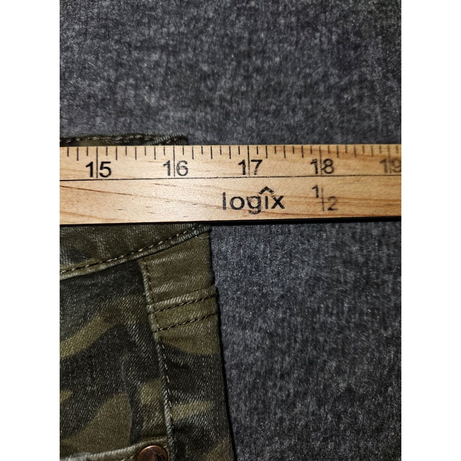 Vintage Judy Blue Skinny Fit Ankle Camo Jeans Women's 13/31 Mid Rise Distressed Frayed Camouflage Denim Pants Flannel? Size 34" / US 12 / IT 48 - 4 Thumbnail